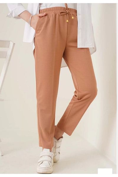 SuQ Women's full size basic sweatpants - brown