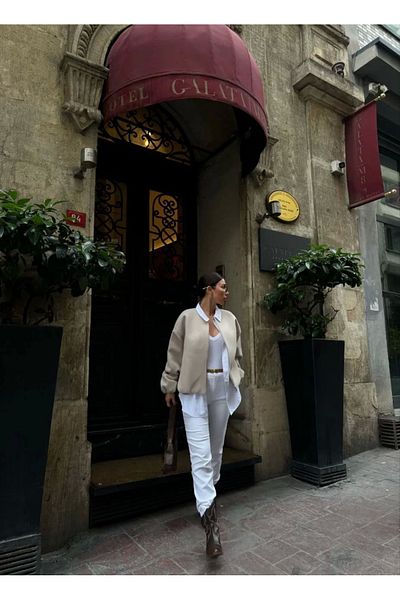 SuQ Cashmere Zippered Jacket - Beige