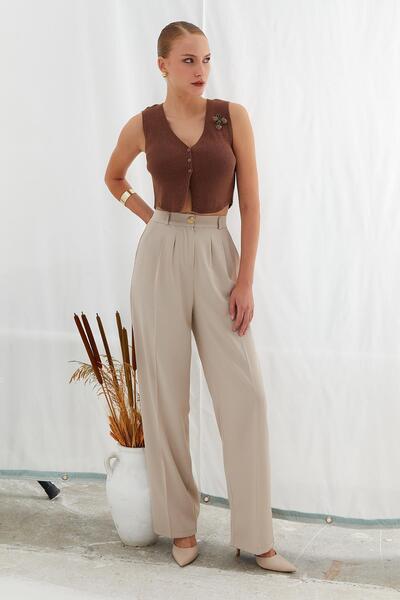 Nish&Chic Pleated Trousers with Elastic Back