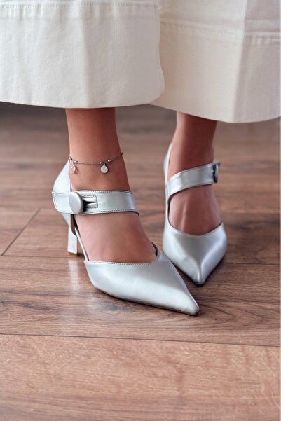 I Love Shoes Wasord Matte Leather Button Detailed Stiletto Silver