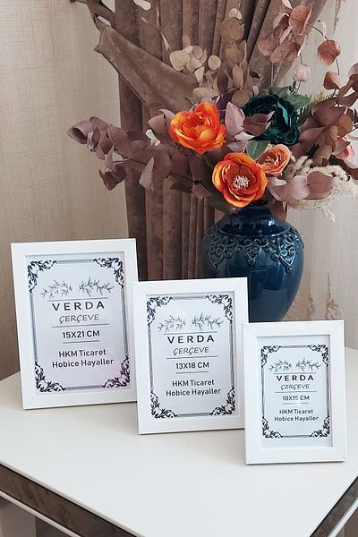 Verda Çerçeve Σετ 3! Κορνίζα 10x15, 13x18 cm και 15x21 cm! Διακοσμητικό πλαίσιο με γυαλί PVC με ξύλινα πόδια!