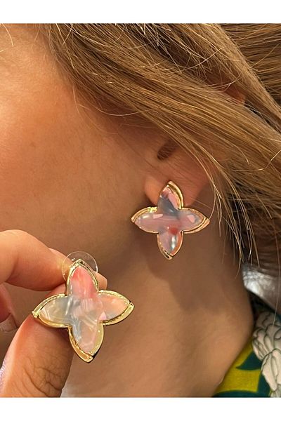 Accessories أقراط نسائية منقوشة على شكل زهرة وردية فاتحة اللون من Hei للاستخدام اليومي