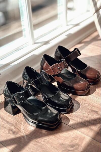 I Love Shoes Lanis Patent Leather Buckle Detailed Platform Heeled Shoes Black