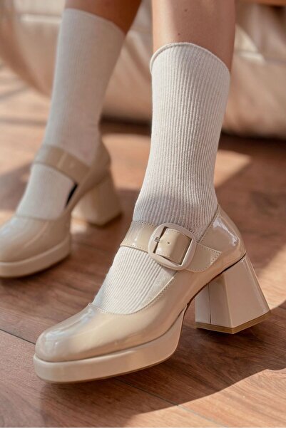 I Love Shoes Lanis Patent Leather Buckle Detailed Platform Heeled Shoes Beige