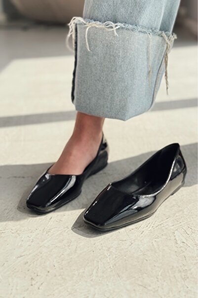 I Love Shoes Μπαλαρίνες Canris από λουστρίνι μαύρο με μπλοκάρισμα μπαλαρίνες ...