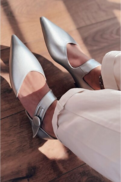 I Love Shoes Peronsa Matte Leather Silver Button Detailed Ballerinas