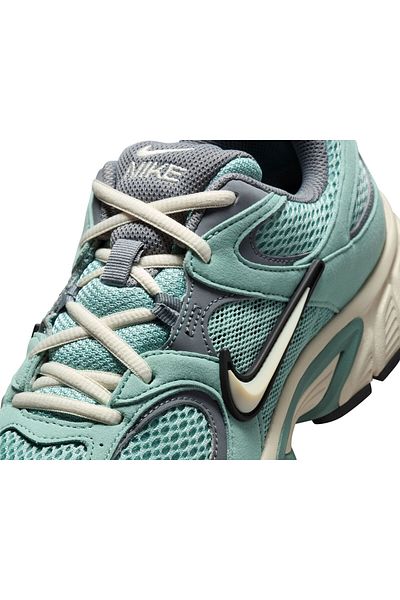 Nike Women's Sports Shoes Casual W V5 Rnr Women's Sneaker Casual Shoes