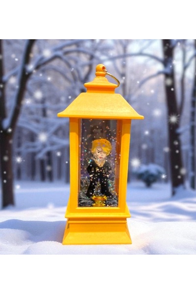 Kuzey Tacı Işıklı Sanji Figürlü Sarı Fener Kar Küresi – One Piece Temalı