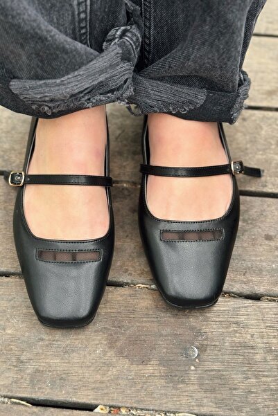 I Love Shoes Lufora Matte Leather Buckle Detailed Black Women's Ballerinas