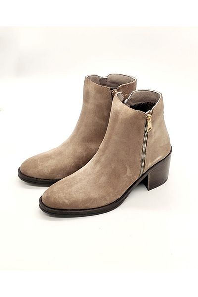 Of&Off Women's GENUINE LEATHER CLASSIC BOOTS