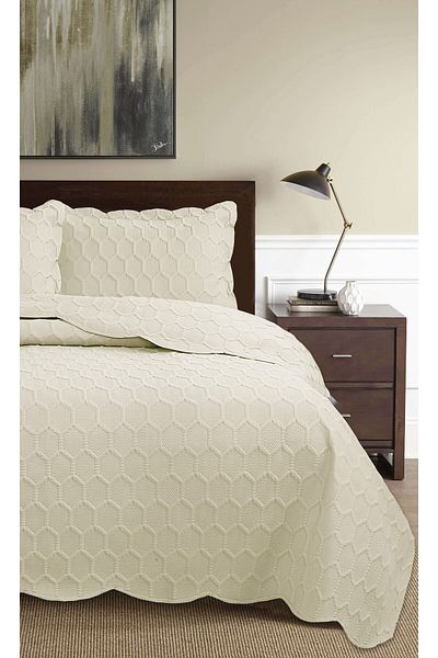 Bikaya Home Honey Comb 3D Double Bedspread Set (3 Pieces) - 260X240 cm - with Pvc Bag
