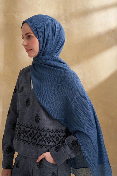 ARMANDA Muslin Leaf Pattern Shal - Indigo