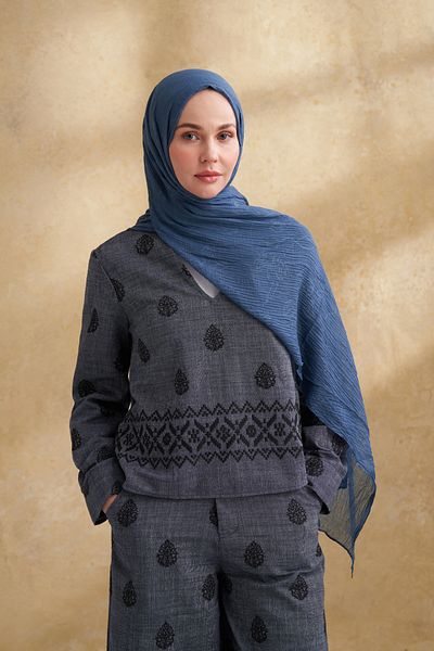 ARMANDA Muslin Leaf Pattern Shal - Indigo