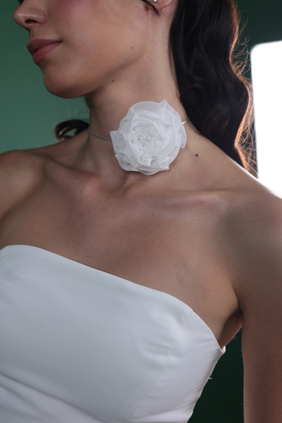 berissima bride Valeria Straplez Çiçek Detaylı Şifon Abiye Elbise