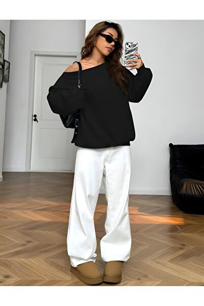 trendgar Dámská černá mikina s asymetrickým límcem