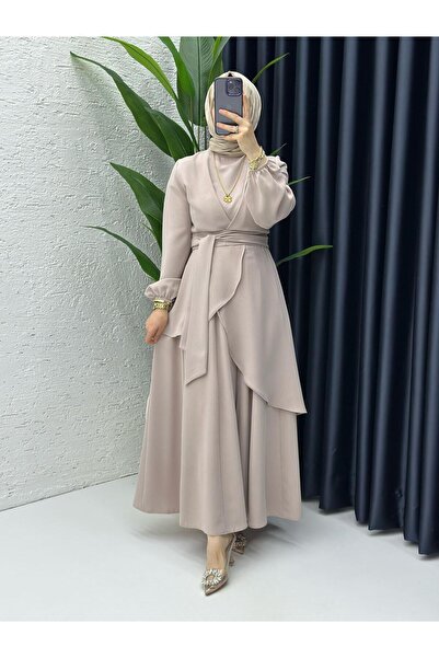 FIRSTESLEM Κυρία Χανιμάκικ, ο σωτήρας των ειδικών στιγμών με την εκπληκτική τ...