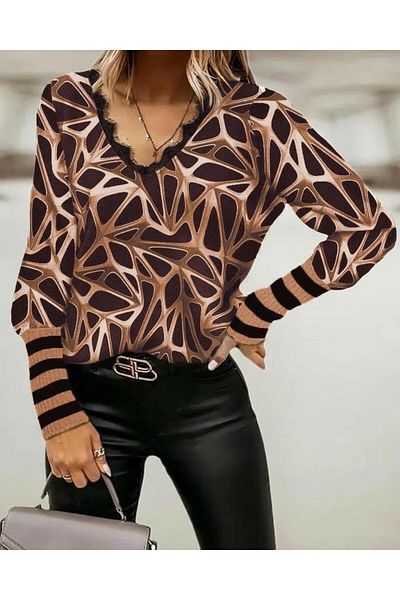 modamtn Women's Long Sleeve V Neck Sides Guipure Detail Hooded Diving Blouse
