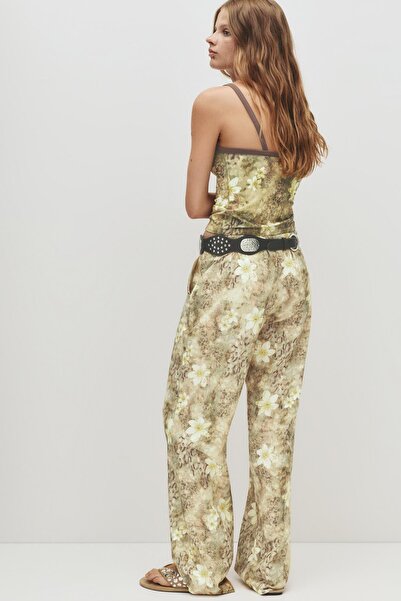 Pull & Bear Dökümlü çiçekli pantolon