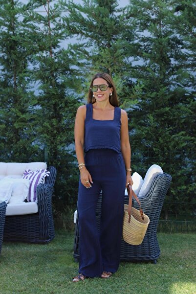 Purple by Banu مجموعة بلوزة بنطلون موسلين باللون الأزرق الداكن