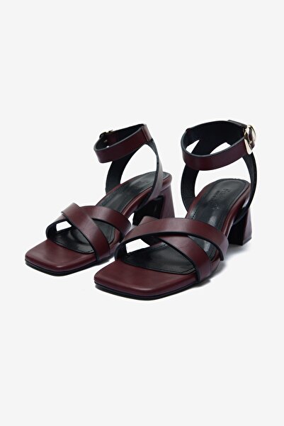 Seniorah Burgundy Skin Ankle Buckle Detailed Women's Thick Heeled Shoes