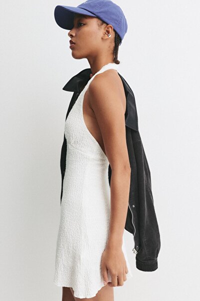Pull & Bear Halter yaka dokulu kısa elbise
