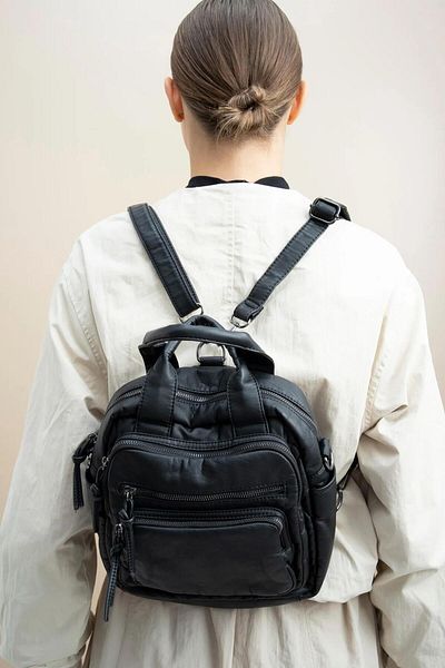 Matthew Cox Women's Wash Leather Shoulder and Backpack Ykm 2269