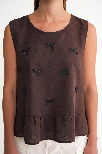 Mixray 4718 Дамска ленена блуза с волани и панделка, кафява