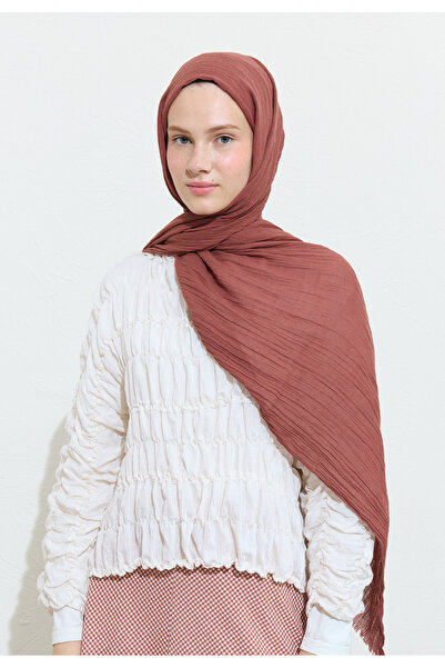 Fresh شال من القطن والكتان مع صلصة التوت البري