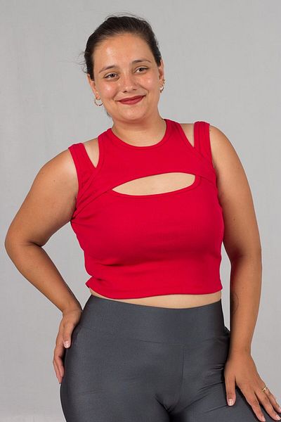 Truva XXL Plus Size Ribbed Red Crop Top: Style and Comfort in One