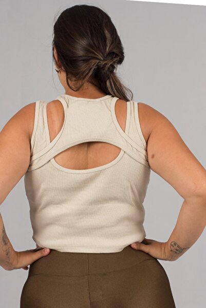 Truva XXL Plus Size Ribbed Cream Crop Top: Style and Comfort in One