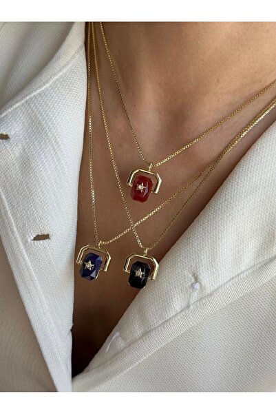 STEEL أقراط بتصميم فولاذي مضمون