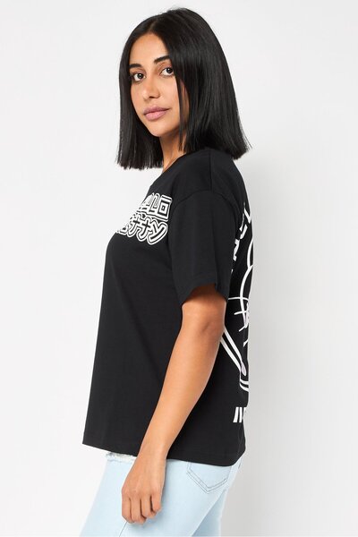 Hello Kitty Women Crew Neck Short Sleeve Graphic Print T-shirt, Black