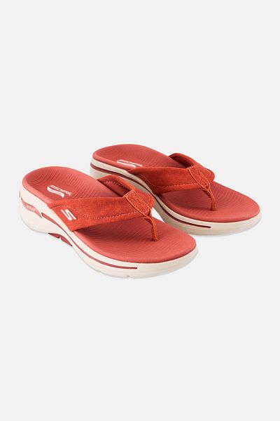SKECHERS نعال نسائية سهلة الارتداء، لون صدئ