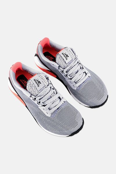Reebok حذاء جري Nano X1 Grit برباط للنساء، متعدد الألوان