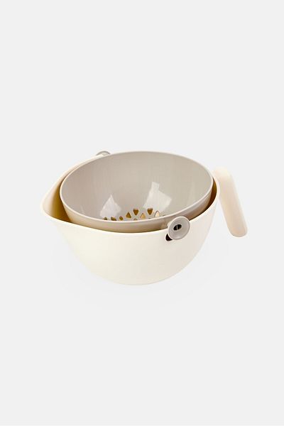 Catherine Malandrino 2 In 1 Handheld Tilt And Drain Basket, Off White