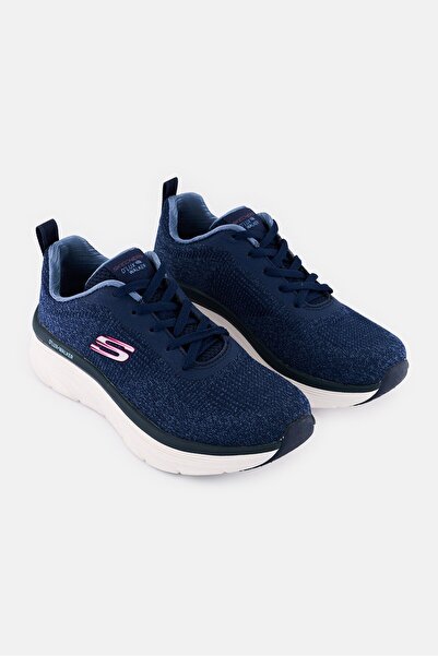 SKECHERS حذاء نسائي DLux Walker Daily Beauty برباط للخارج، أزرق داكن