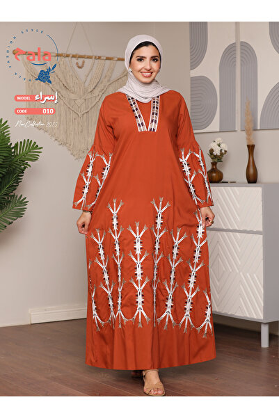 Hala جلابية استقبال مطرزة ومصنوعة من قماش الكتان الخفيف والناعم يمنحك شعورًا ...