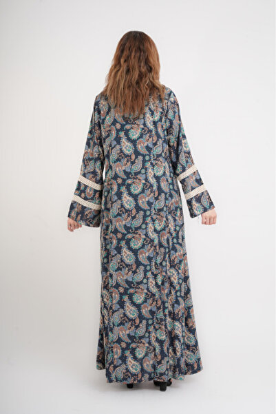 IKKXA Elegant Patterns Collared Jalabiya