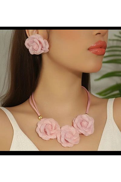 Enanice Flower Necklace Earrings Set