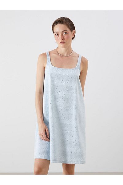 LC Waikiki Mini rochie din denim cu guler pătrat și curea de piatră