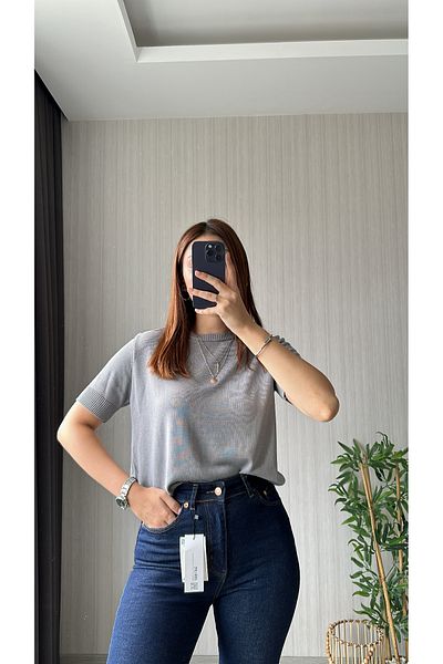 ButikNo35 Gray Short Sleeve Blouse