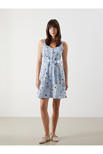 LC Waikiki Ozmarka nova sezonska haljina sa srcastim izrezom i cvetnim uzorkom