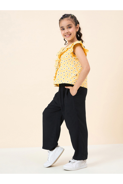 Stylo Bug By Styli Daisy Print Ruffled Top and Pants Set