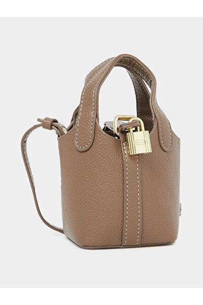 Styli Lock Drop Detail Crossbody Bag