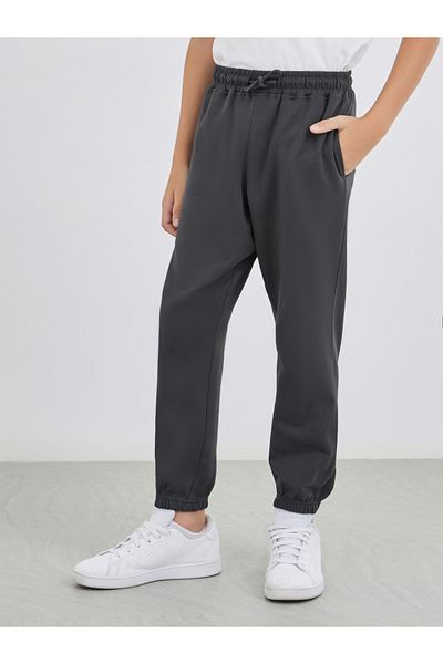 Styli Charcoal Solid Cuffed Joggers with Slip Pockets