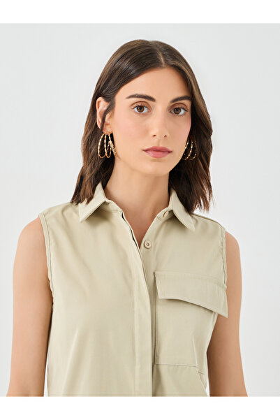 Styli Solid Patch Pocket Top and Pants Co-Ords