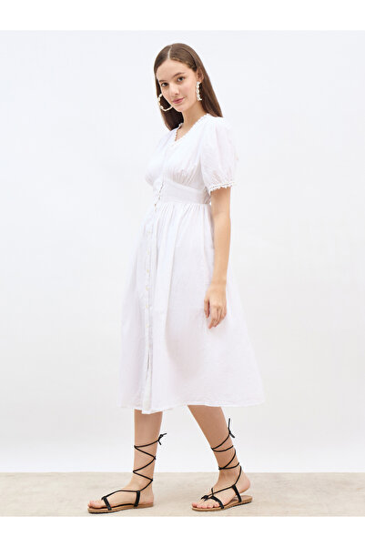 Styli Solid Lace Trim Puff Sleeve Midi Dress