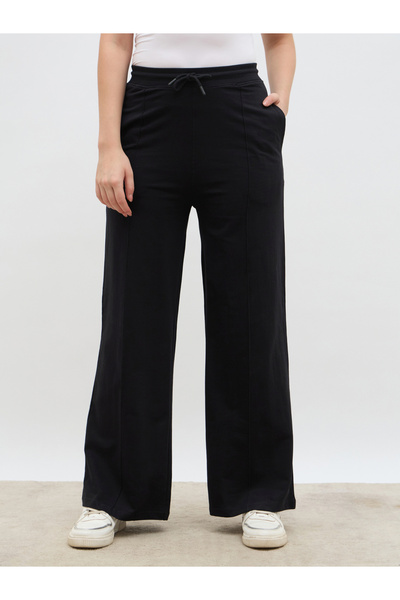 Styli Solid Pintuck Detail Straight Fit Joggers with Elastic Waist