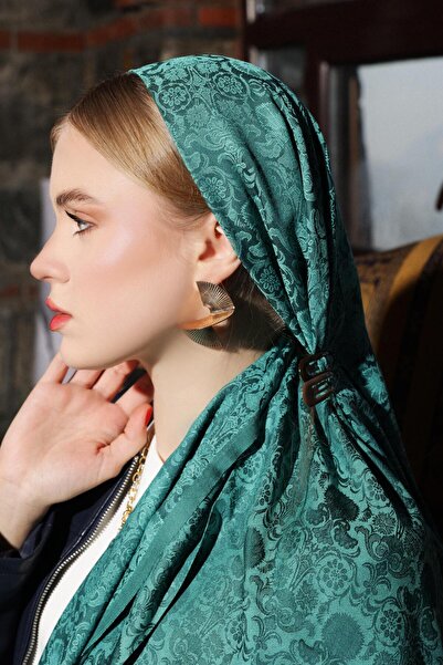 sopinksovamp Luxury Carnation Silky Jacquard Shawl