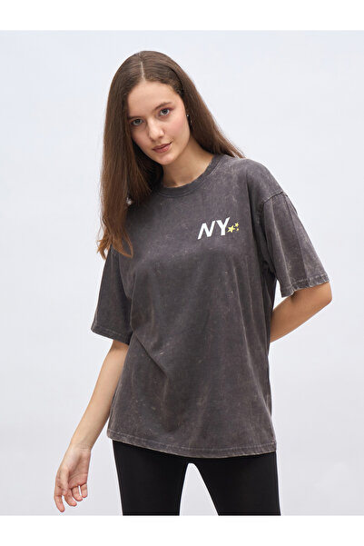 Styli Slogan Print Acid Washed Oversized T-Shirt